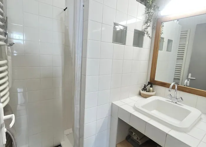 Gare - Visitation Grand , 1 Ανζέρ